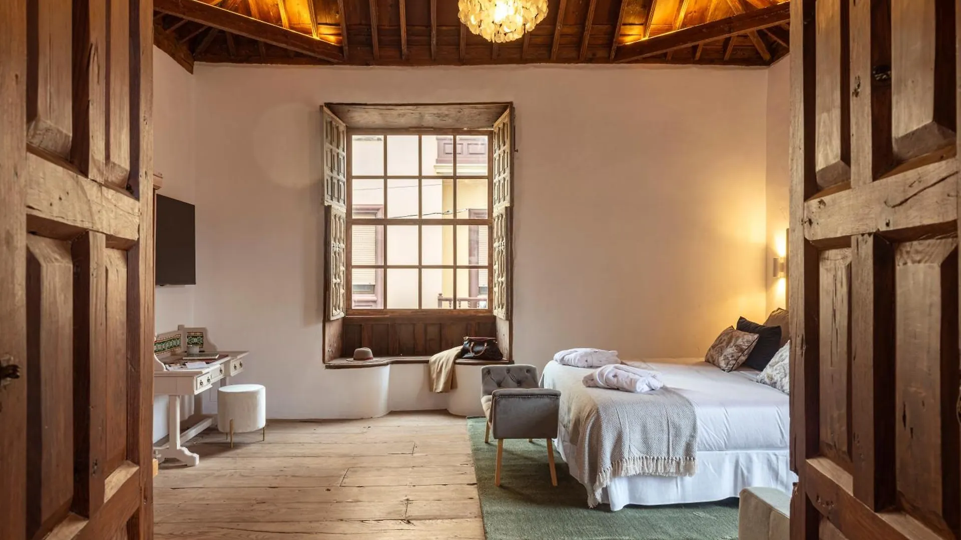 Hotel La Casa De La Camelia La Laguna  España
